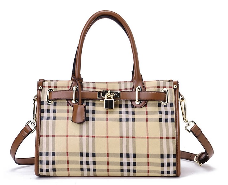 Apricot_With_Lattice_Elegant_Clutches_3.jpg