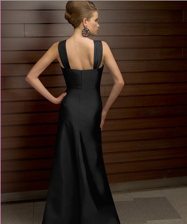 Black_Long_Sleeve_Zipper_Empire_Mother_of_the_Bride_Dresses_2.jpg