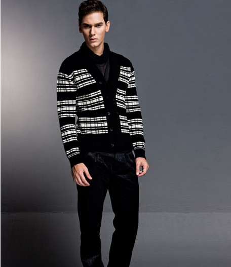 Black_With_Lattice_Fashion_Slim_Men__s_Sweaters_2.jpg