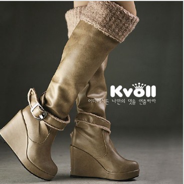 Brown_Knee_Length_Super_Warm_Women__s_Boots_2.jpg