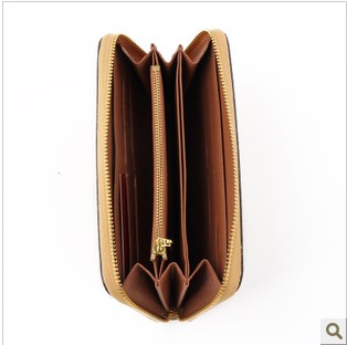 Brown_Retro_Style_With_Zipper_Cartoon_Maps_On_Women__s_Wallets_2.jpg
