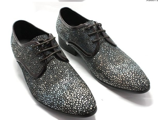Genuine_Leather_Shiny_Diamond_Pointed_Men__s_Dress_Shoes_3.jpg
