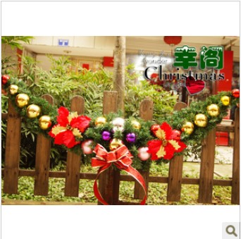 Green_Home_Garden_Big_Bow_Christmas_Decorations_1.jpg