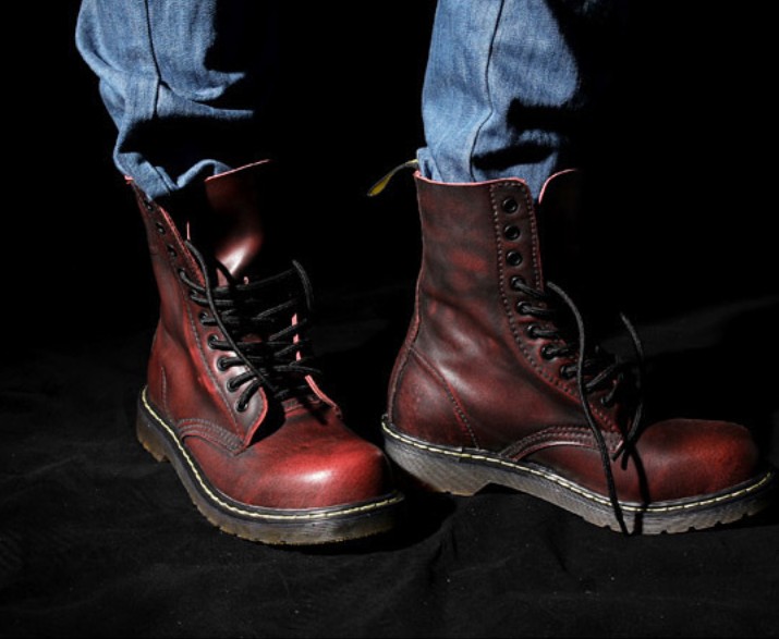 Lace_Up_Real_Leather_Flat_Bottom_Stylish_Men__s_Casual_Boots_5.jpg