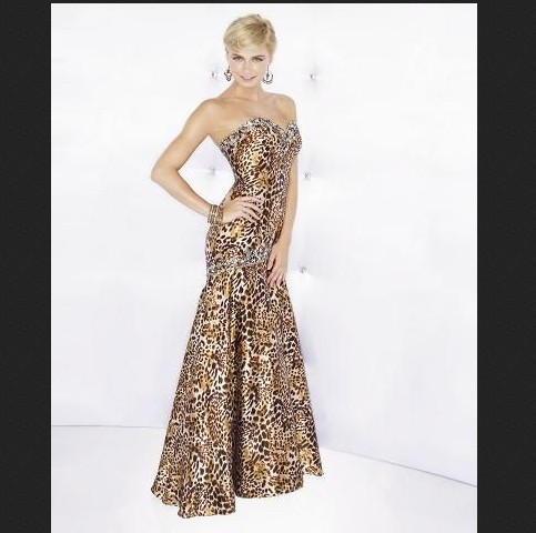Leopard_Floor_Length_Backless_Bridesmaid_Dresses_1.jpg