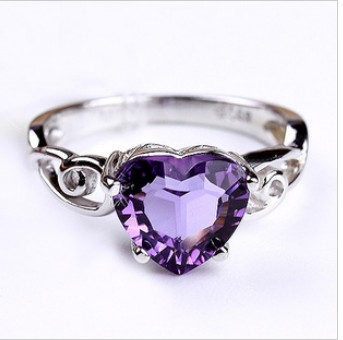 Purple_Diamond_Heart_Shape_Silver_Wedding___Engagement_Rings_1.jpg