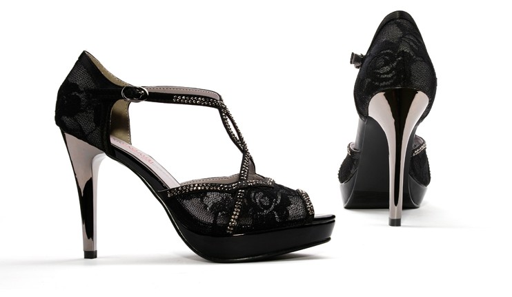 Purple_With_Diamond_Lace_Women__s_Evening_Shoes_4.jpg