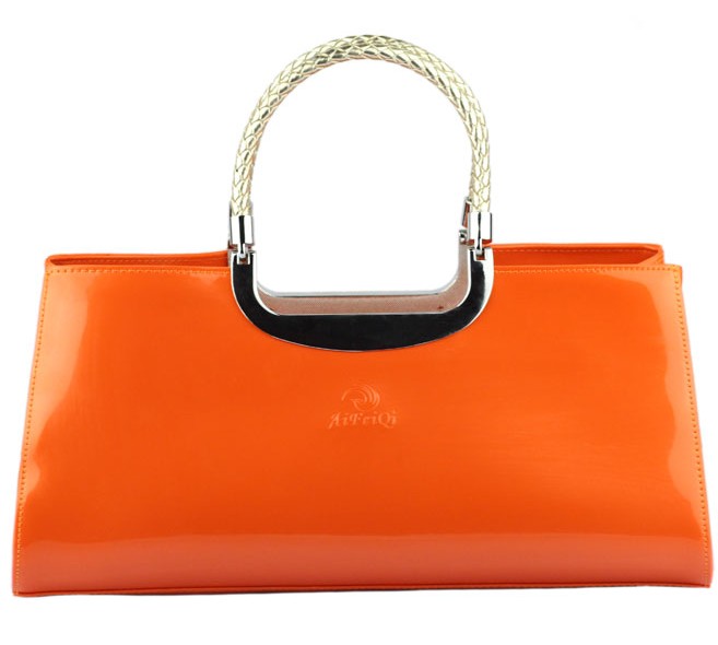 Red_Clutches_Design_Sexy_Elegant_Evening_Bags_7.jpg