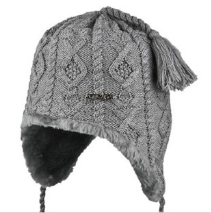 Red_Earmuffs_Style_Wool_Woven_Windproof_Women__s_Hats___Caps_5.jpg