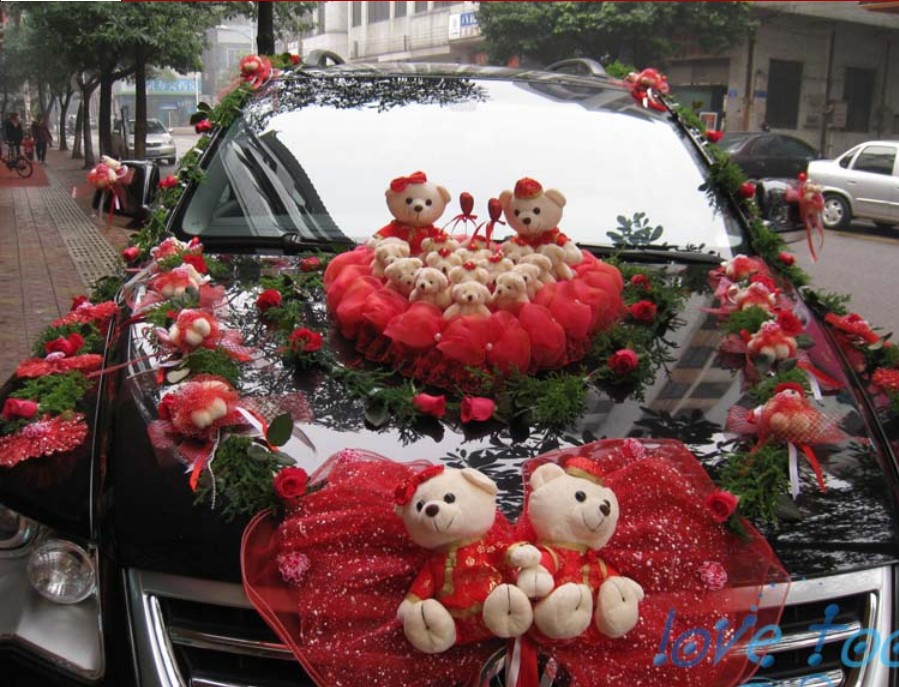 Red_Lovely_Bear_Full_Body_Decorated_Flowers___Wreaths_4.jpg