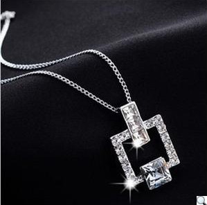 Shiny_Diamond_Silver_Square_Shape_Waterproof_Wedding_Necklaces_4.jpg