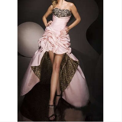 Sleeveless_With_Ruffles_Leopard_Bridesmaid_Dresses_4.jpg