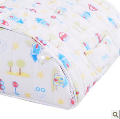 White_Portable_Mini_Cotton_Fashion_Super_Soft_Baby_Bed_4.jpg