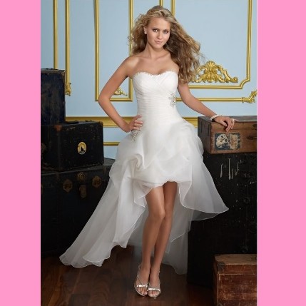 White_Short_Beach_Backless_Princess_Wedding_Dresses_1.jpg